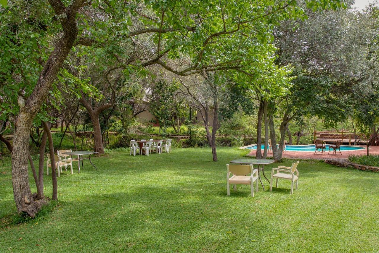 Warthogs Bush Lodge Magaliesburg Exterior foto